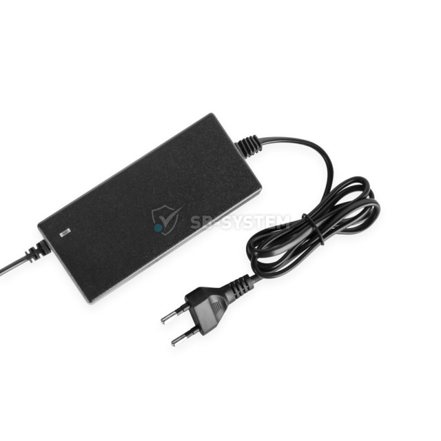 mnogofunktsionalnaya-portativnaya-zaryadnaya-stantsiya-logicpower-lp-charger-mppt-300-300w-280wh-1071127.jpeg